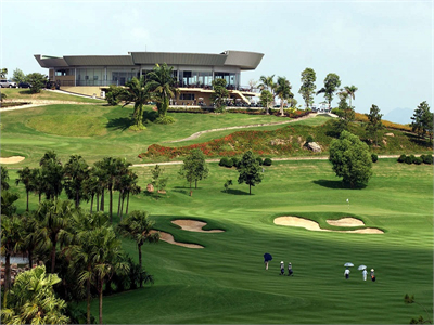 Trải nghiệm 5 sân golf đẹp quanh Hà Nội